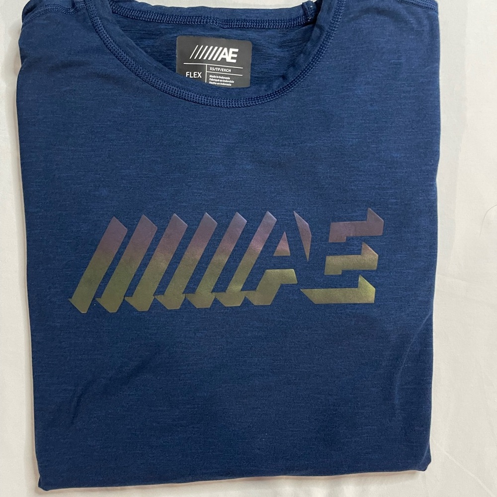 American Eagle Graphic Tee